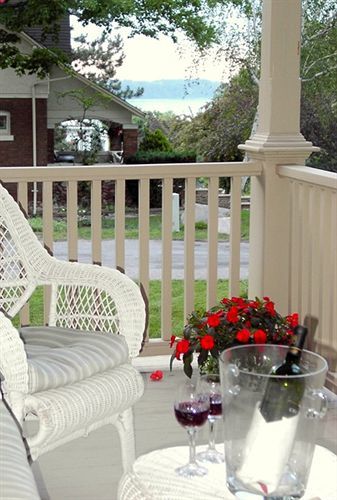 مبيت وإفطار Niagara-on-the-Lake The Red Coat المظهر الخارجي الصورة
